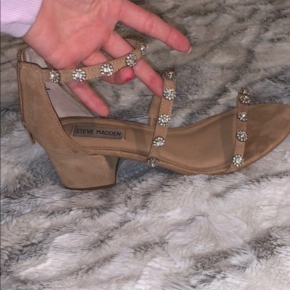 Steve Madden heel with jewels - Picture 5 of 7